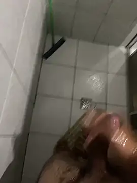 thomasllucas online show from March 12, 9:43 pm