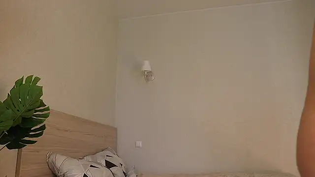 NessaDay online show from April 21, 9:15 am