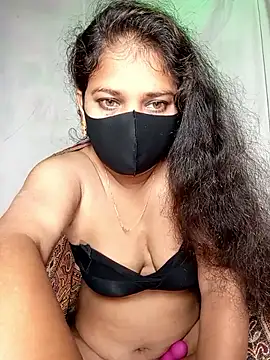 Snapshot of LushVamp chatting on January 17, 2:33 pm LushVamp online show from January 17, 2:33 pm