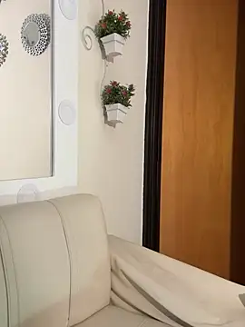 Amy ruizz online show from April 13, 10:32 am