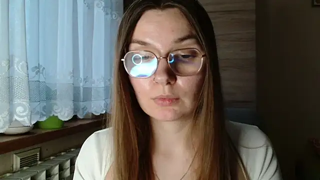 LooveELLYx online show from December 3, 2:37 pm