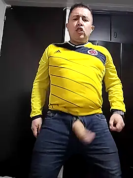 BigCristh79 online show from March 26, 7:19 pm