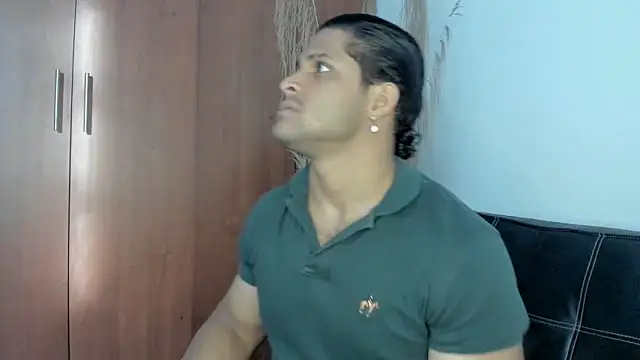 Evansdark1 online show from December 3, 9:46 pm