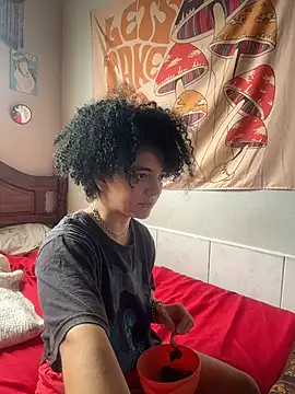 CamillyBlum online show from January 17, 2:33 pm