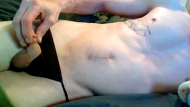 Snapshot of TheFuckmasters chatting on June 4, 2:39 am TheFuckmasters online show from June 4, 2:39 am
