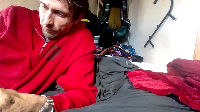 Snapshot of TheFuckmasters chatting on July 18, 4:11 pm TheFuckmasters online show from July 18, 4:11 pm