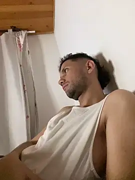 Michaell Spinelly online show from December 14, 2:39 am