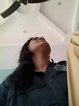 couple 71 online show from July 24, 5:27 am