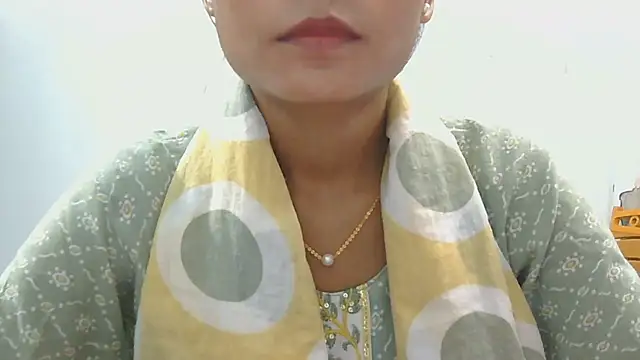 Snapshot of Aarti_misty71 chatting on June 27, 5:56 am Aarti misty71 online show from June 27, 5:56 am