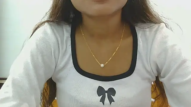 Snapshot of Aarti_misty71 chatting on July 1, 5:42 am Aarti misty71 online show from July 1, 5:42 am