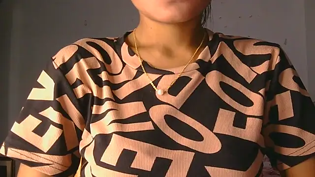 Snapshot of Aarti_misty71 chatting on July 2, 5:57 am Aarti misty71 online show from July 2, 5:57 am