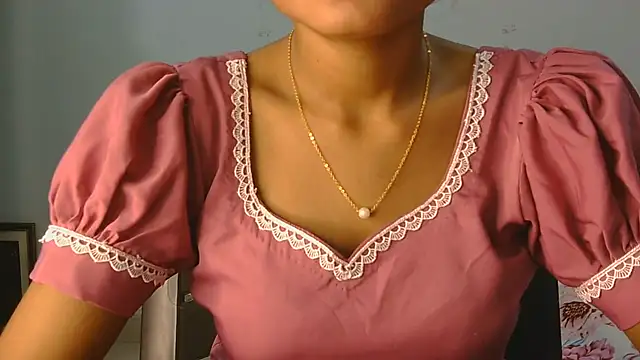 Snapshot of Aarti_misty71 chatting on July 4, 5:02 am Aarti misty71 online show from July 4, 5:02 am