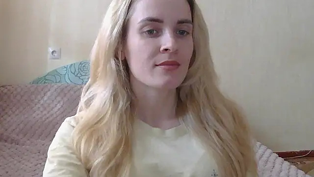 JayeTyler online show from April 7, 5:52 am