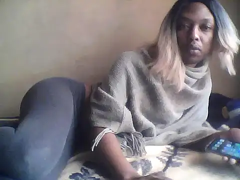 Snapshot of Blackyfreackygay chatting on June 19, 8:51 am Blackyfreackygay online show from June 19, 8:51 am