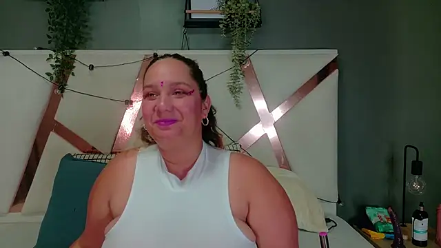JenaCooper  online show from June 15, 12:24 am
