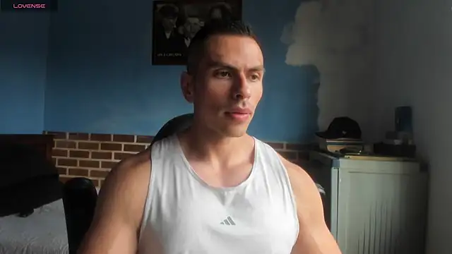 Snapshot of justinkarter chatting on June 12, 5:34 pm justinkarter online show from June 12, 5:34 pm