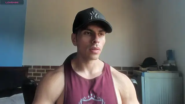 Snapshot of justinkarter chatting on June 22, 4:04 pm justinkarter online show from June 22, 4:04 pm
