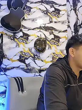 Hiroshi Shen online show from June 10, 11:53 am
