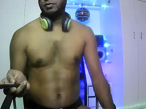 Snapshot of Dick_Jockey chatting on April 14, 8:26 pm Dick Jockey online show from April 14, 8:26 pm