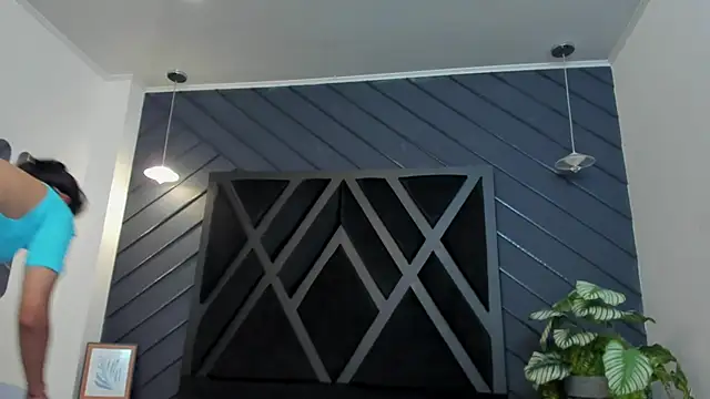 zoe martins  online show from November 12, 5:13 pm