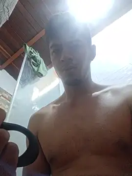 Snapshot of piterrr_hot chatting on January 15, 12:21 pm piterrr hot online show from January 15, 12:21 pm