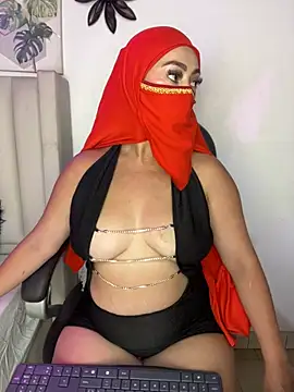 Aisha Malek online show from April 7, 10:09 pm