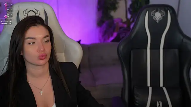 Goldie Flame online show from November 17, 7:52 pm