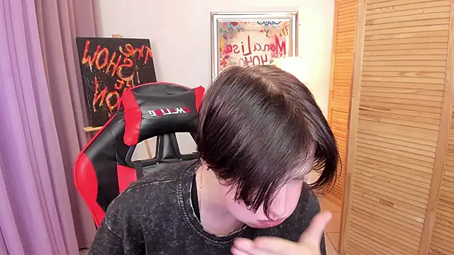 ayakskalermonss online show from September 12, 2:17 pm