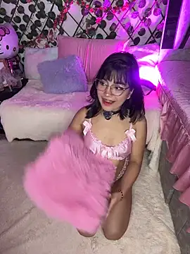 Snapshot of isabel_jaames chatting on February 27, 11:27 pm isabel jaames online show from February 27, 11:27 pm