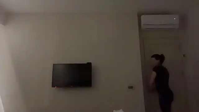 Gilin1 online show from February 11, 8:03 pm