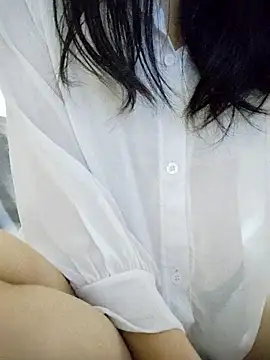 Snapshot of Maria2299 chatting on June 17, 3:24 pm Maria2299 online show from June 17, 3:24 pm