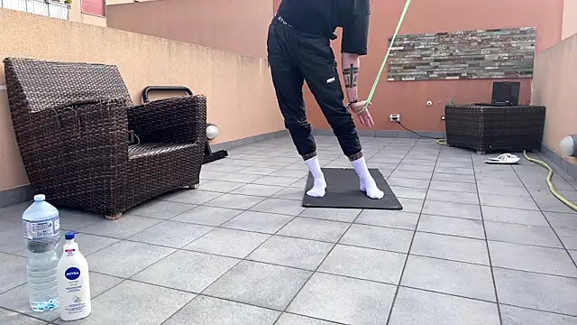 Snapshot of youngAlphaCouple chatting on March 23, 7:56 am youngAlphaCouple online show from March 23, 7:56 am