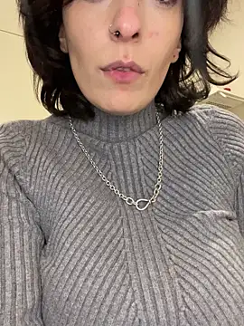 Snapshot of Piggiteablacktea chatting on February 13, 10:06 pm Piggiteablacktea online show from February 13, 10:06 pm