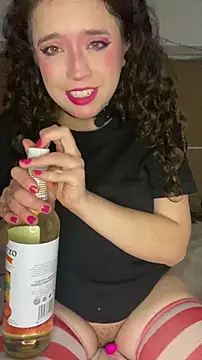 Lucy YupiSweet online show from January 13, 10:37 pm