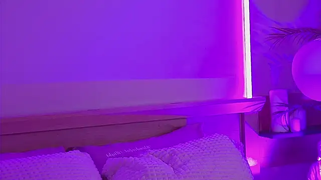 MiaEuphoria  online show from February 12, 3:56 am