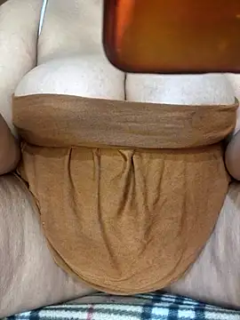 Snapshot of lona_sexi chatting on February 6, 7:12 am lona sexi online show from February 6, 7:12 am