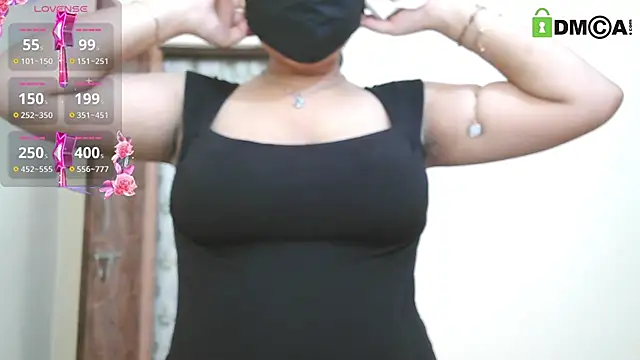 SassyWildCouple online show from June 14, 11:12 am