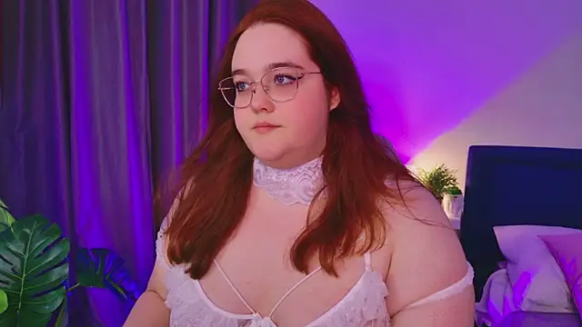 Neko Moor online show from February 6, 8:34 pm