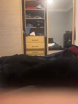 Snapshot of Mbidee chatting on February 19, 1:56 am Mbidee online show from February 19, 1:56 am