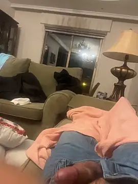 Snapshot of Mbidee chatting on March 8, 2:37 am Mbidee online show from March 8, 2:37 am