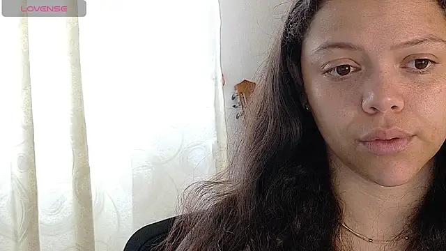 Amanda sweet online show from April 17, 2:42 pm