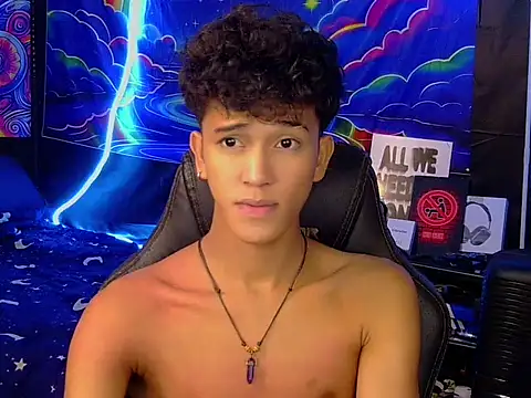 kenbigcockxx online show from July 21, 7:43 am
