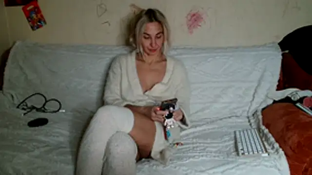 AsyaLulu online show from October 28, 9:39 pm