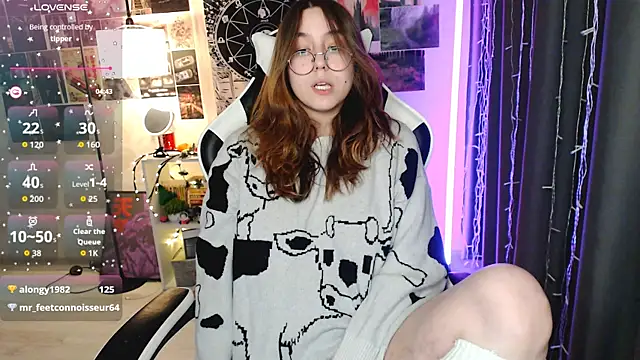 ameliameadd online show from April 8, 2:39 pm