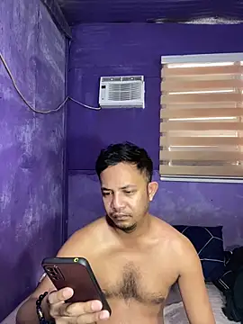 hotcumboi69 online show from February 20, 3:14 am