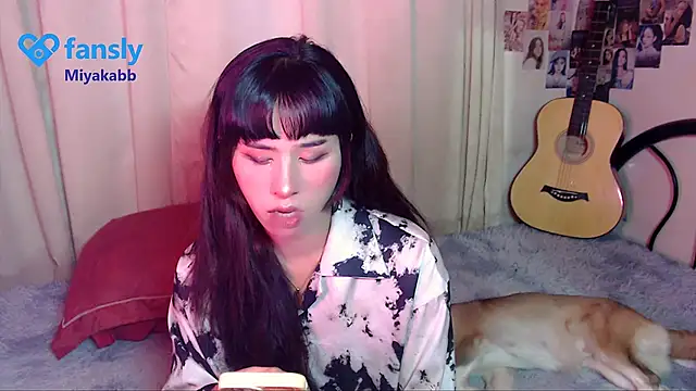 Snapshot of chakababe chatting on April 5, 8:39 pm chakababe online show from April 5, 8:39 pm