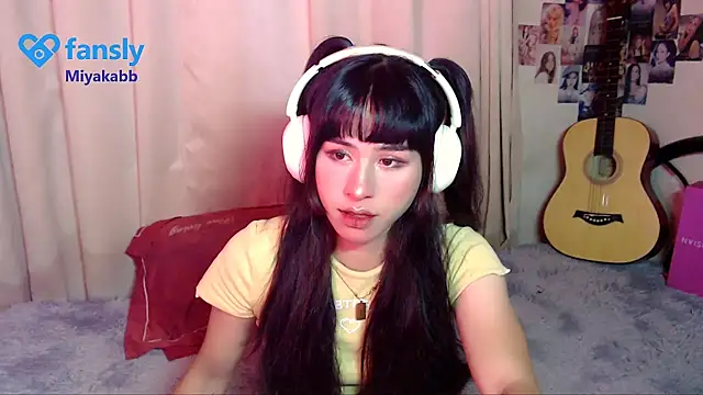 Snapshot of chakababe chatting on April 7, 9:04 pm chakababe online show from April 7, 9:04 pm