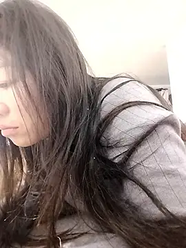 Snapshot of babychill09 chatting on January 8, 12:02 am babychill09 online show from January 8, 12:02 am