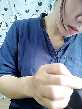 Snapshot of babychill09 chatting on April 8, 12:43 am babychill09 online show from April 8, 12:43 am