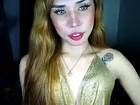 Snapshot of Hotfuckingprincessx chatting on April 15, 2:13 pm Hotfuckingprincessx online show from April 15, 2:13 pm